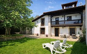 Casa Darío Llanes – Jardín, Barbacoa y Playa Cerca